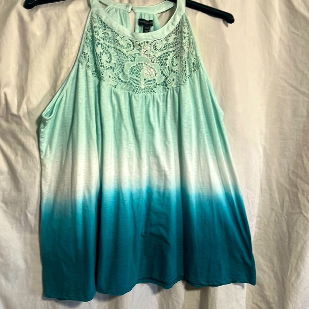 Teal/blue lace tank top